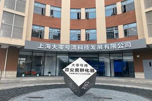 学霸火线回归？法尔克：阿拉巴重伤之后，皇马有意签回30岁瓦拉内